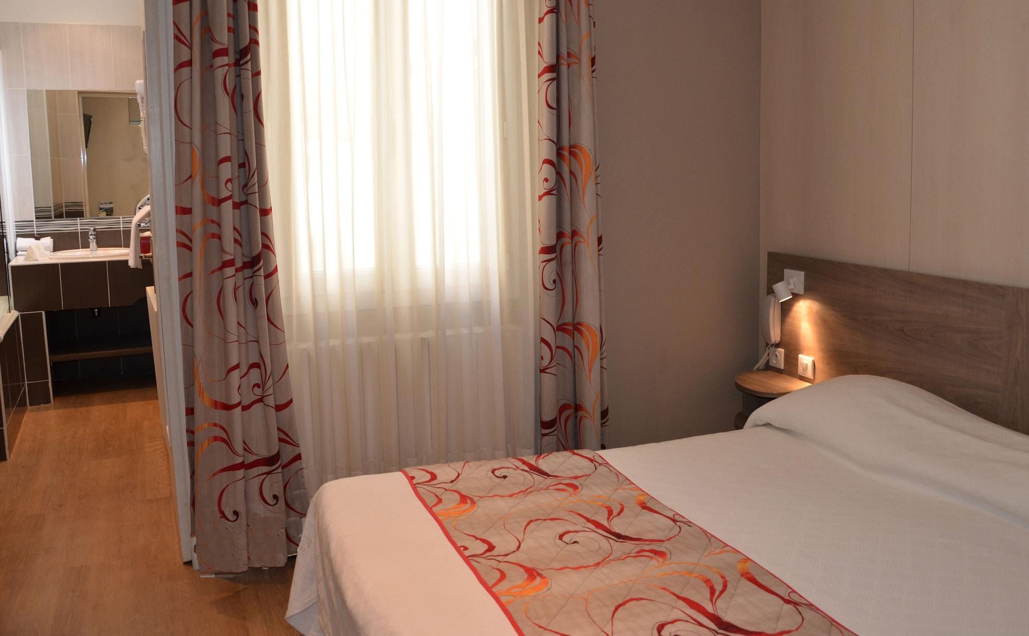 Brit Hotel Confort Le Revest Σαιντ-Μαξίμ Εξωτερικό φωτογραφία