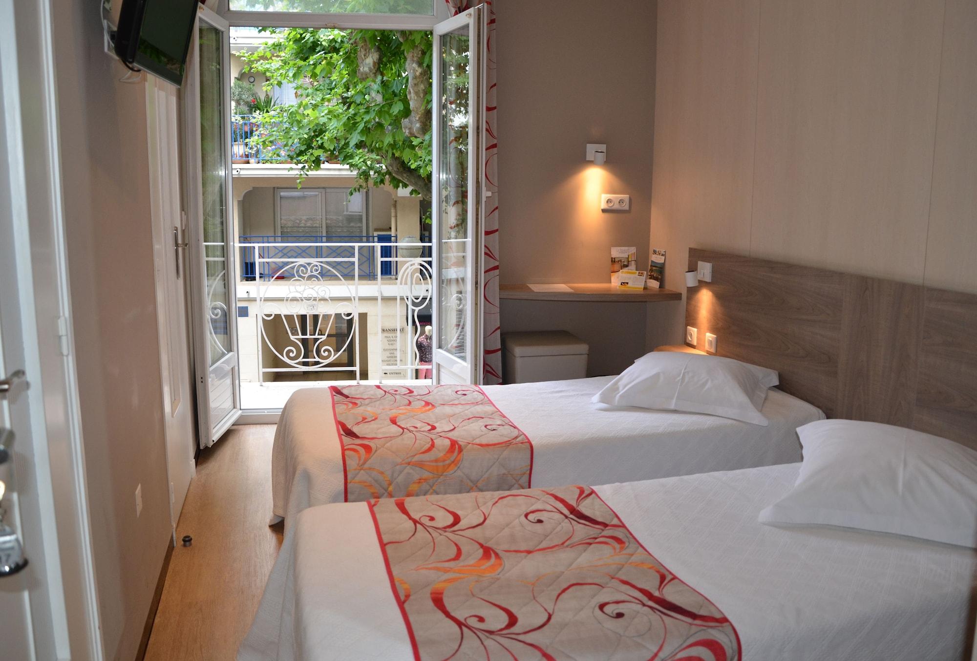 Brit Hotel Confort Le Revest Σαιντ-Μαξίμ Εξωτερικό φωτογραφία