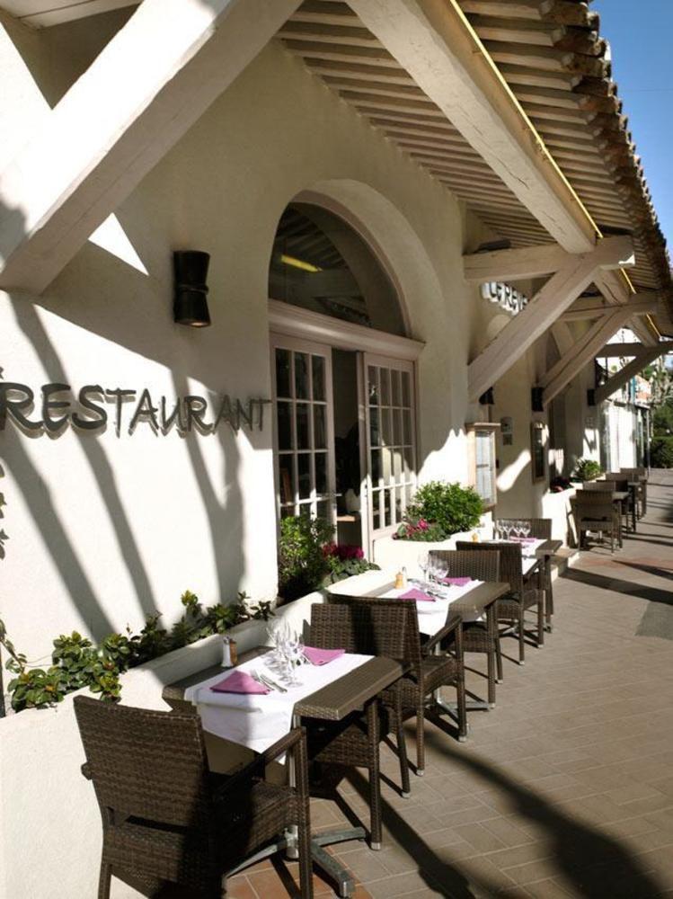 Brit Hotel Confort Le Revest Σαιντ-Μαξίμ Εξωτερικό φωτογραφία